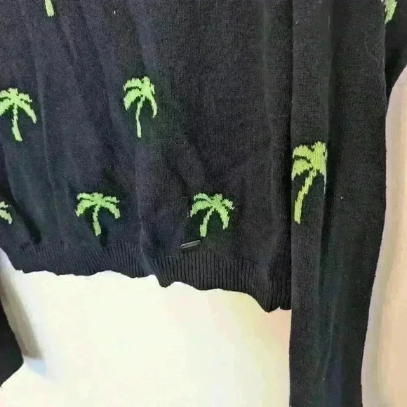Hollister, Boat neck , Palm tree sweater, Navy and lime green, Size XS - Picture 10 of 12